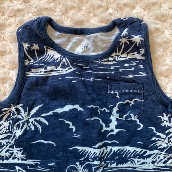 Baby Gap tropical romper, 18-24 m - Picture 2 of 4